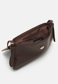 Even&Odd by Zalando Rankinė per petį - brown