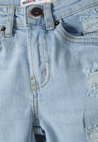 MINOTI SHORT LEG WITH RIPS - Džinsa auduma šorti - light blue denim