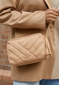 Anna Field Mala a tiracolo - beige