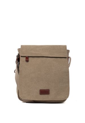 Sac bandoulière en toile beige avec fermeture à rabat, sangle réglable et petite pièce en cuir marron à l'avant.