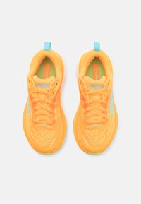 HOKA BONDI 8 - Tekaški copati za cesto - solar flare/lettuce