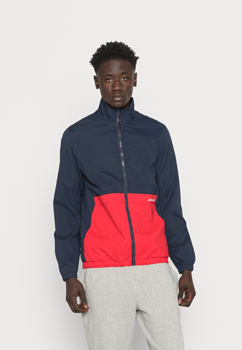 Jack & Jones BARTON LIGHT STAND COLLAR JACKET - Casaco de verão - navy blazer