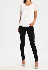 More & More Blůza - off-white