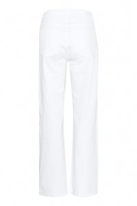Pantalons en denim blanc avec une coupe droite, dotés de deux poches arrière et d'une taille simple. Le matériau présente une texture lisse et uniforme.