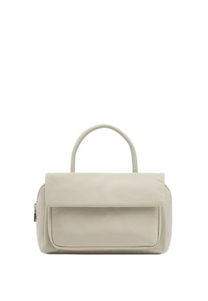 Beżowa prostokątna torebka z górnym uchwytem, przednią kieszenią z klapką oraz bocznym suwakiem na białym tle.