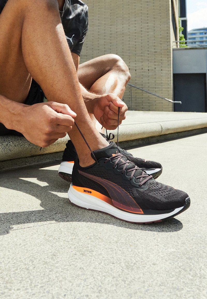 Las mejores ofertas en Zapatillas para correr y correr negro PUMA para  Mujeres