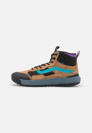 Sneakersy wysokie