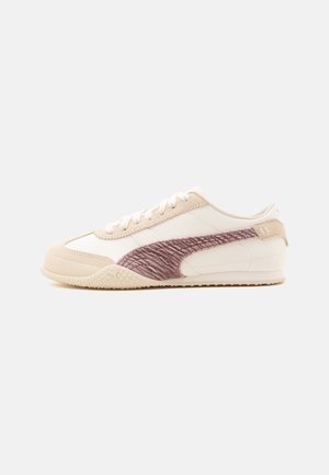 Puma, BELLA - Sneaker low - rich cocoa/alpine snow