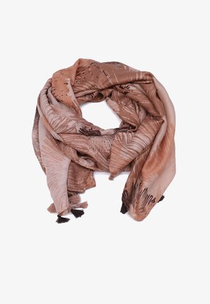 Foulard marrone con motivo, realizzato in un morbido tessuto, che mostra disegni astratti di foglie di palma in marrone chiaro e scuro, dotato di dettagli con frange.