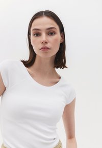 OXXO T-shirt basic - white