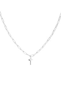 Zilveren ketting met verlengde schakels, met een klein kruisje als hanger. De hanger heeft een gepolijste afwerking, wat een contrast vormt met de textuur van de ketting.