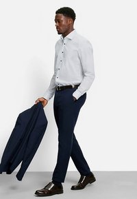 OLYMP Level Five ROYAL KENT - Camicia - weiß