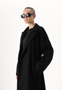 Gina Tricot Petite Klasični plašč - black