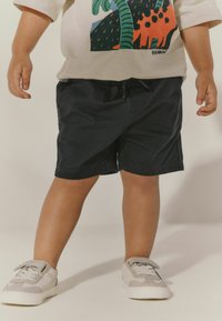 Next PULL ON - REGULAR FIT - Short - washed black