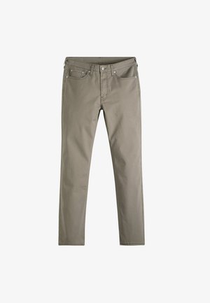 Pantalon en coton kaki avec une coupe droite, cinq poches, passants pour ceinture et détails de couture subtils. Texture lisse et couleur neutre.