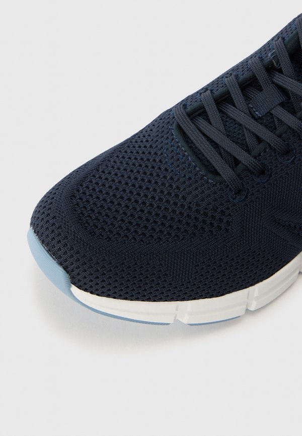 MODERN COMFORT RUN - Trainers - desert sky2