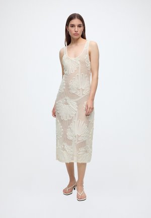 House of Sunny, SEASHELLS APPLIQUE DRESS - Рокля тип пуловер - ivory