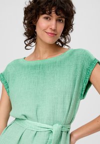 s.Oliver CRINKLE MET RUGDECOLLETÉ zielony