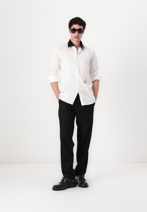SHIRT MODERN FIT - Shirt3