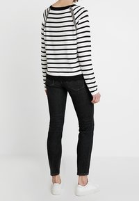 Taifun Sweter