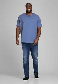 Jack & Jones O NECK - T-shirt basic - denim blue