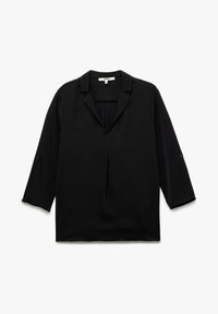 Sort bluse med V-udskæring, trekvartærmer og en enkelt plissering foran. Lavet af tekstureret stof med et enkelt design.