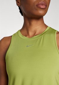 Nike Performance ONE CLASSIC TANK - Top - pear/black