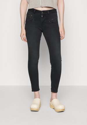 Jean slim - black denim