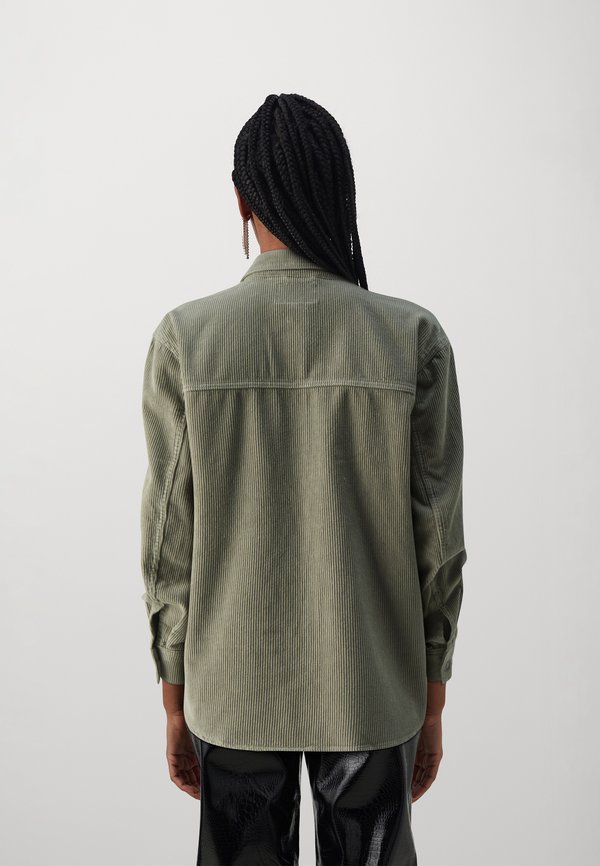 ONLMARTA SHACKET - Button-down blouse - seagrass2