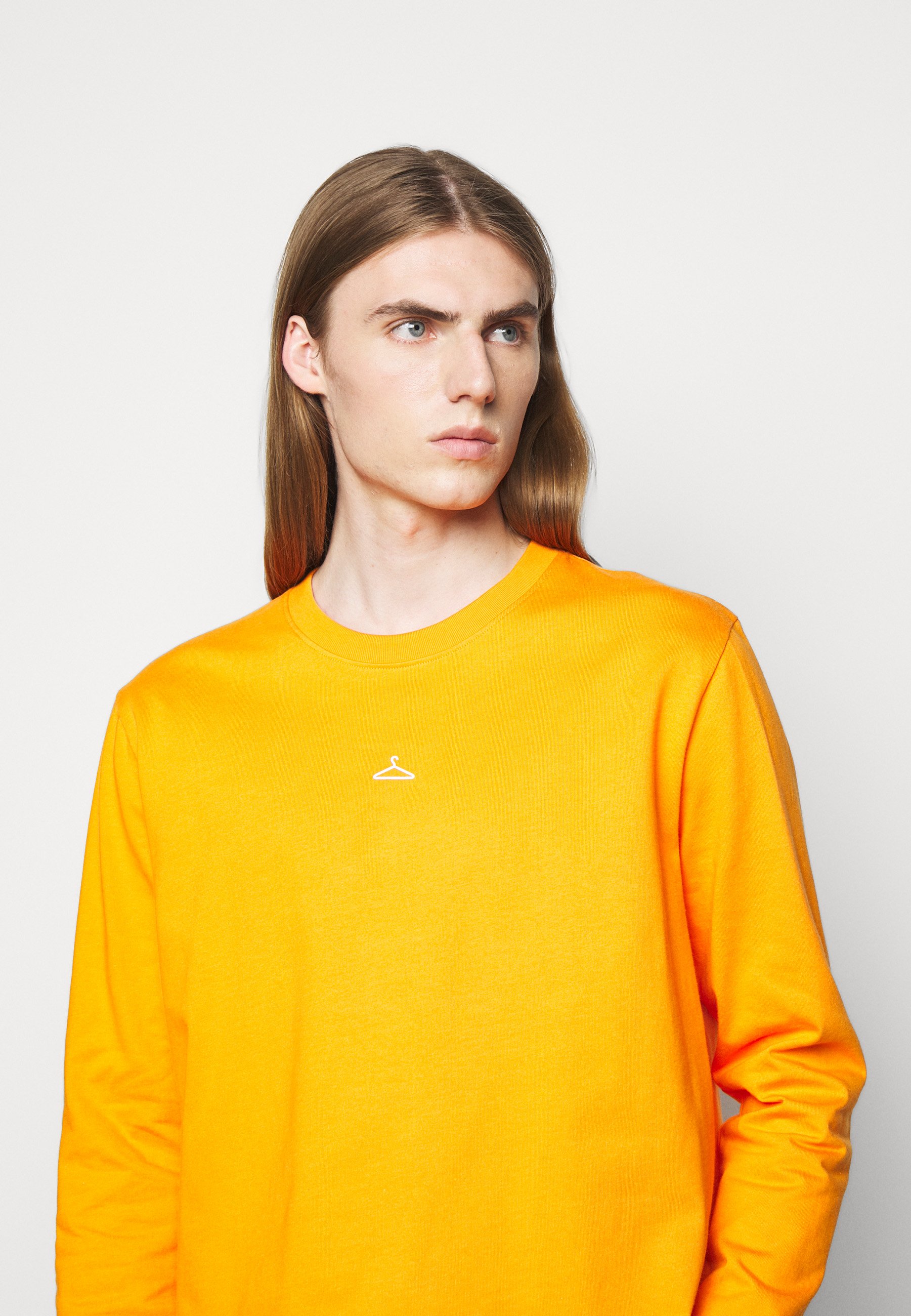 Homme HANGER LONGSLEEVE - T-shirt à manches longues Homme HANGER LONGSLEEVE - T-shirt à manches longues
