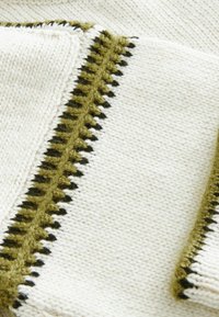 Next Stickad tröja - white ecru