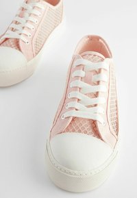 Next Baskets basses - pink