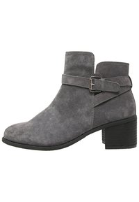 Pier One Botines bajos - grey