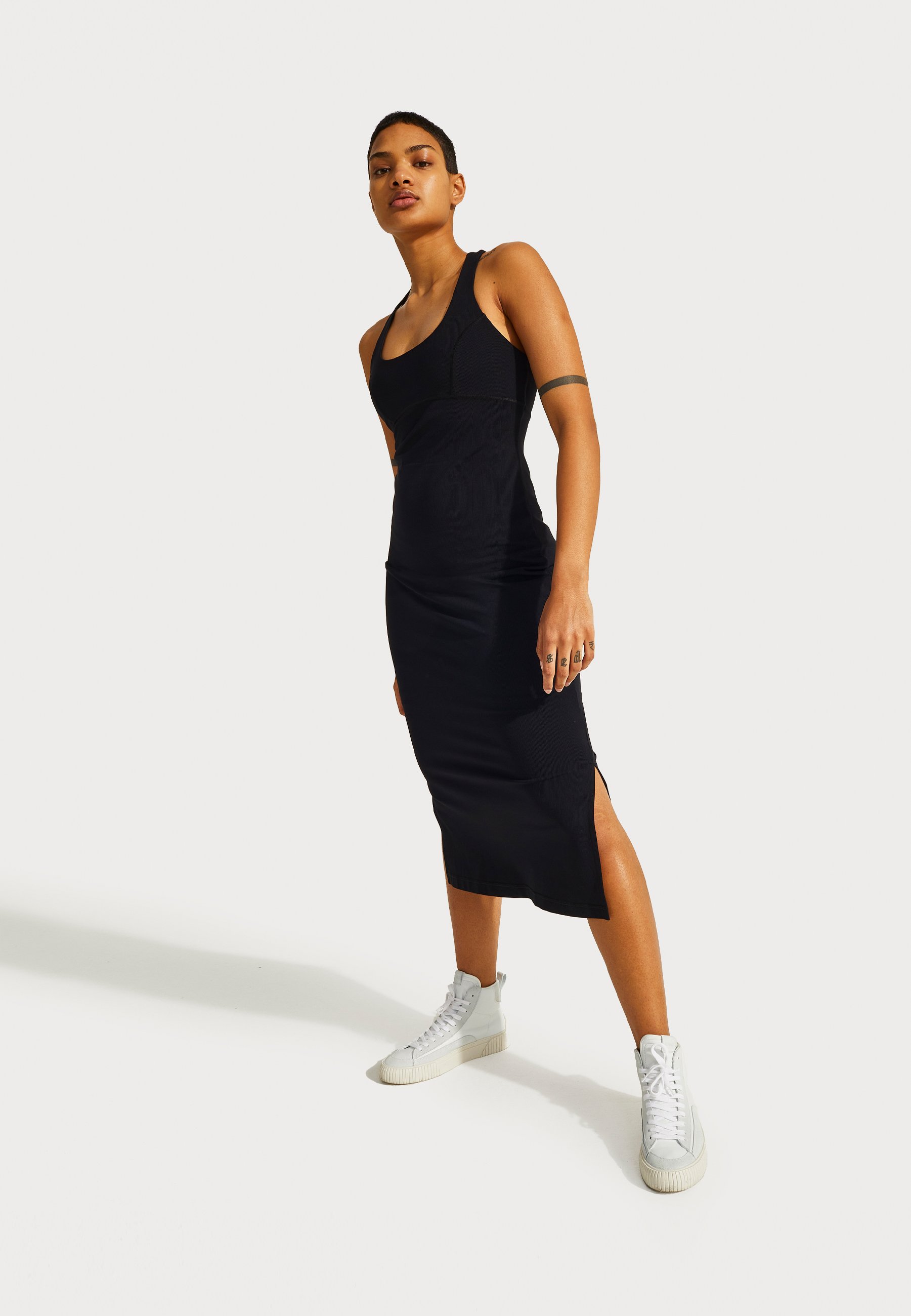 Sweaty Betty SWEATY BETTY X HALLE BERRY 
