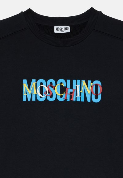 Zwarte sweatshirt met "MOSCHINO" in kleurrijke vette tekst. Heeft een ronde halslijn en ribgebreide manchetten. Gemaakt van zacht materiaal.