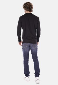 Armani Exchange Maglietta a manica lunga - nero