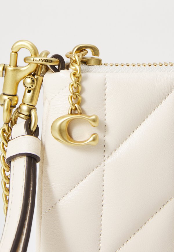 QUILTED PILLOW POUCH BAG - Clutch - chalk2