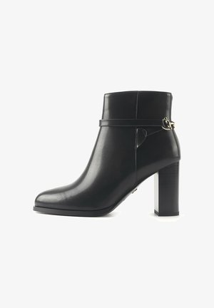 Nine West, Bottines à plateau - black