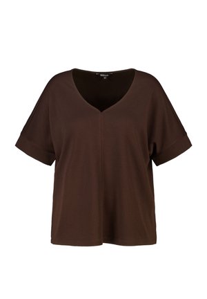 Bruine, kortärmelig, loszittende T-shirt met V-hals, omgeslagen manchetten en een subtiel gestructureerd stofpatroon, maat medium.