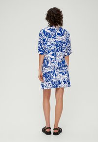 s.Oliver MIT FALTEN DETAIL - Camicetta - royalblau