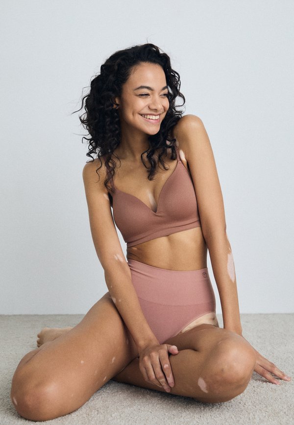 SOFT SCULPT BANDEAU MAXI - Briefs - toasted almond2