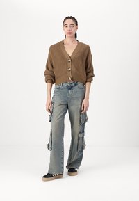 JDY JDYJUSTY SHORT - Kardiganas - malt ball