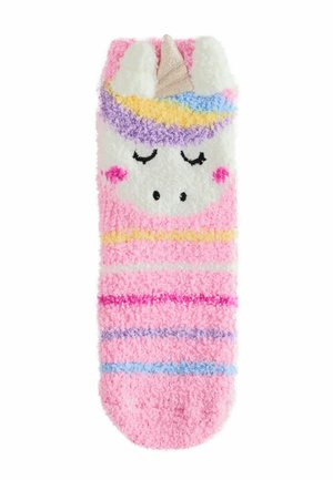 Mjuk rosa fluffig strumpa med enhörningsansikte med slutna ögon, regnbågsmanke och ett glittrande horn.