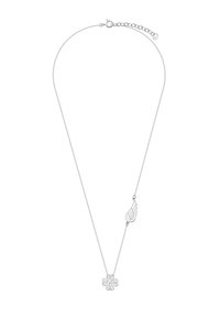 Srebrny naszyjnik z łańcuszkiem i kwiatowym wisiorkiem oraz akcentem w kształcie skrzydła, prezentujący skomplikowane detale wzornictwa oraz gładką teksturę.