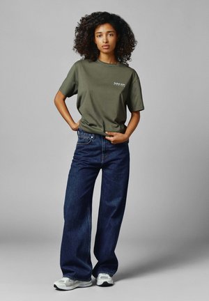 UNISEX BASIC RBR PIT STOP CREW  - Print T-shirt - green