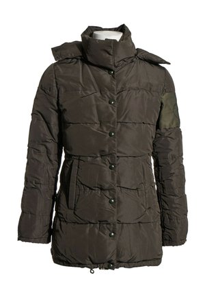 Veste d'hiver matelassée marron foncé avec col haut, boutons-pression devant, poches latérales et un écusson sur la manche gauche.
