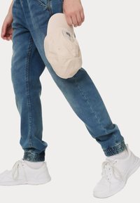 Marks & Spencer - Jeansy Relaxed Fit