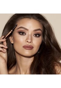 Charlotte Tilbury BROW CHEAT - REFILL - Crayon sourciles - medium brown