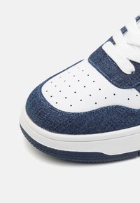 Call it Spring FRESHH - Trainers - other navy
