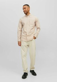 Jack & Jones PREMIUM JPRBLUBROOK OXFORD  NOOS - Camisa - sand